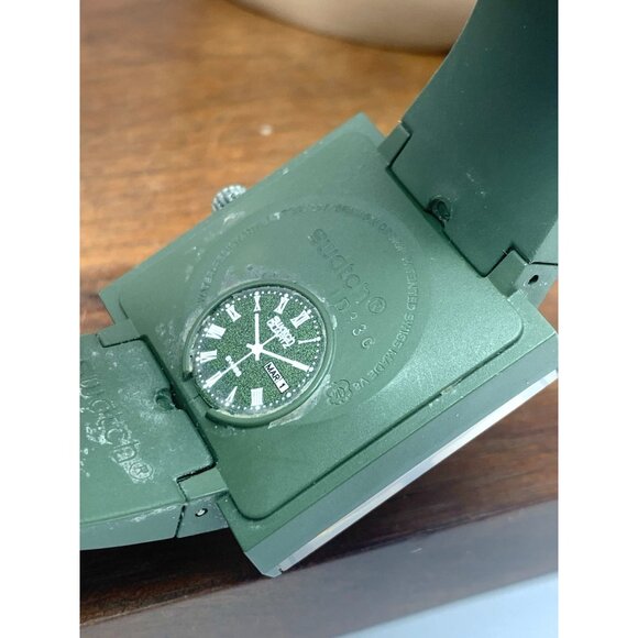 Swatch Women's Watch SO34G700 What If Swiss Quartz White Dial Green Rubber 33mm - Picture 6 of 14